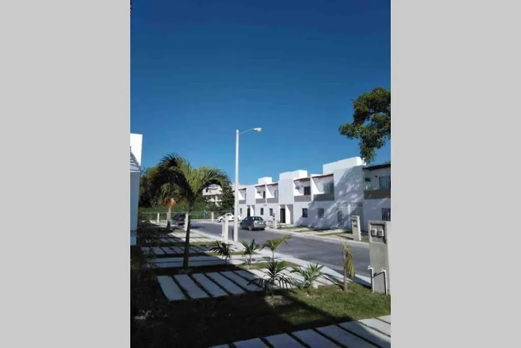 La Casa Del Arbol -4Bed 3 Bath Villa Puerto Morelos 0*,  Mexico